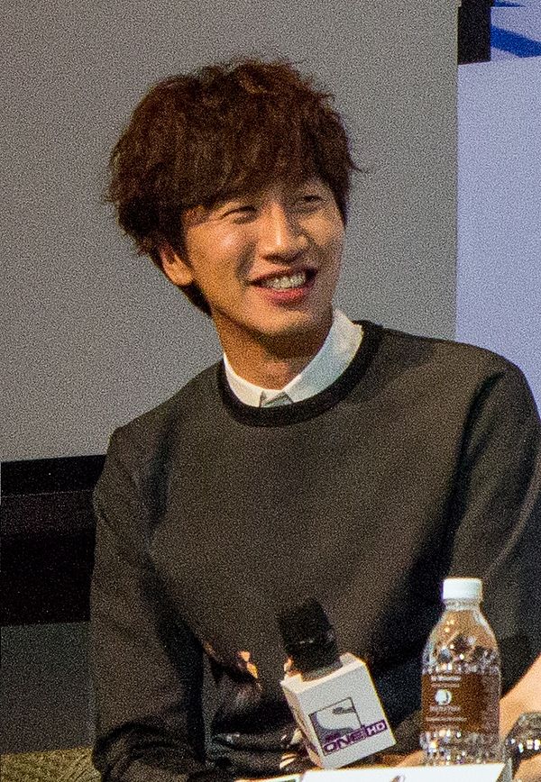 Lee in November 2014