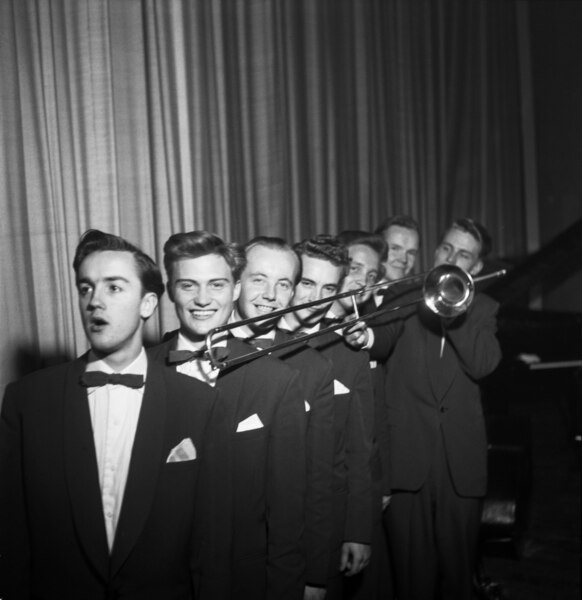 File:Leo Lindblom's band in 1948 (JOKAUAS2 164-1).tif