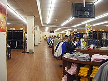 Steve & Barry's liquidation sale with all items priced at $5.98 Looking at the items, steve and barrys, Southwest Plaza.jpg