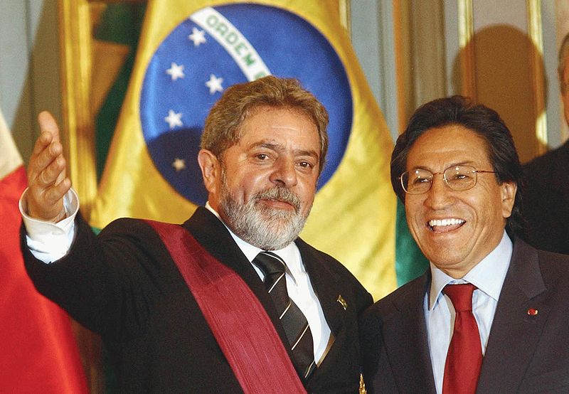 File:Lula e Alejandro Toledo.jpeg