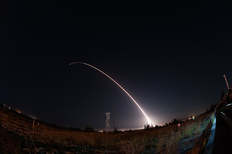 File:MINUTEMAN III LAUNCHES FROM VANDENBERG (3335454).jpg