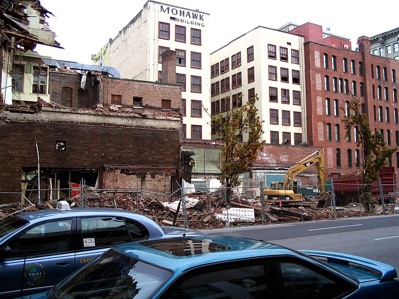 File:Merton Block Demolition 3, Spokane.jpg