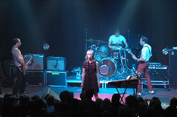 Metric live 2005