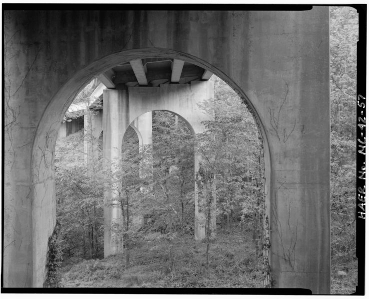 File:Metz Run Viaduct. Detail of the reinforced concrete arched piers. Looking south-southeast. - Blue Ridge Parkway, Between Shenandoah National Park and Great Smoky Mountains, HAER NC,11-ASHV.V,2-57.tif