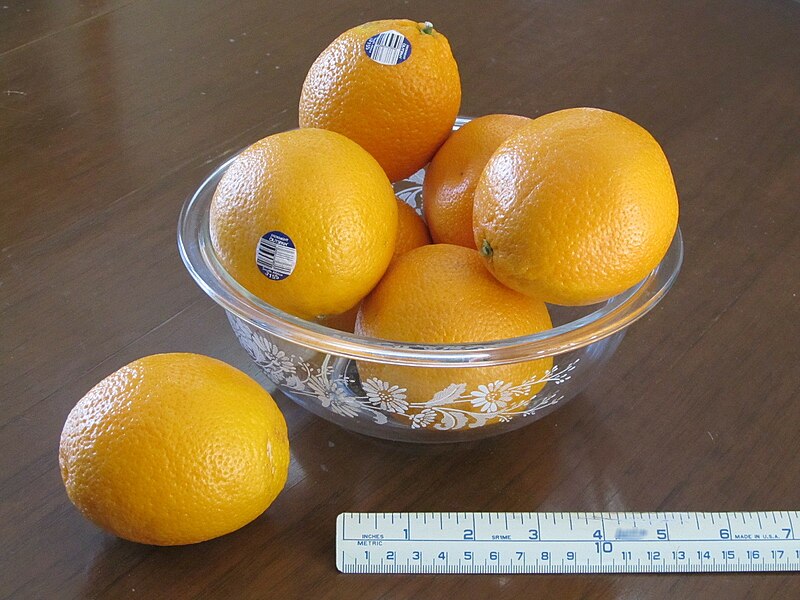 Quả cam: Hãy cùng đến với những hình ảnh đầy màu sắc của quả cam tươi ngon, hương vị ngọt ngào và cực kỳ bổ dưỡng. Đón xem để tìm hiểu về nguồn gốc và cách ăn uống của loại trái cây này.