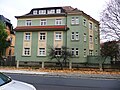 Wohnhaus in offener Bebauung