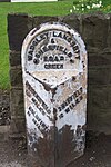 Milestone di Manchester Road, Stocksbridge - geograph.org.inggris - 1029939.jpg