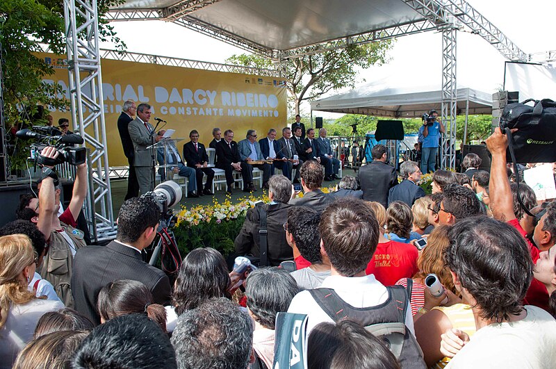 File:Ministério da Cultura - Ministro Juca Ferreira inaugura na UnB espaço que homenageado batizou “Beijódromo” (4).jpg