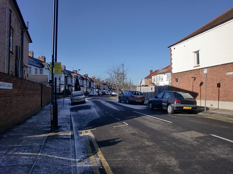 File:Monastery Gardens, Enfield - geograph.org.uk - 1690628.jpg