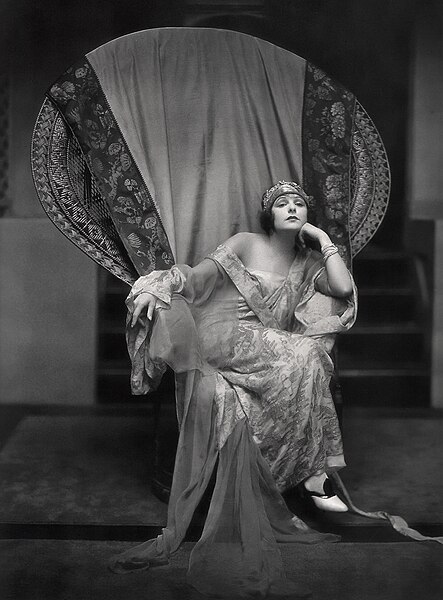 File:Norma Talmadge 01.jpg