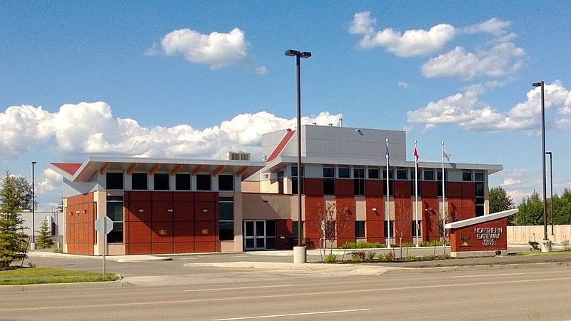 File:Northern Gateway Public Schools Office.jpg