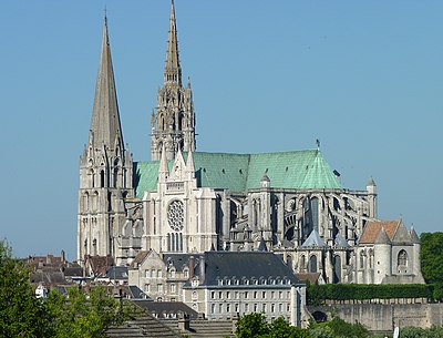 קתדרלת שארטר - אחת הקתדרלות הגותיות החשובות והמשפיעות ביותר
