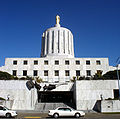 Oregon State Capitol building.jpg