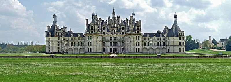 File:PanoChambord2 yfb edit03.jpg