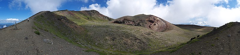 File:Panoramic around the crater of Mount Iwate.jpg