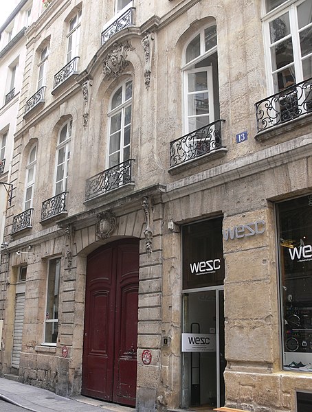 File:Paris - 13 rue Tiquetonne - rdc et 1er étage.jpg