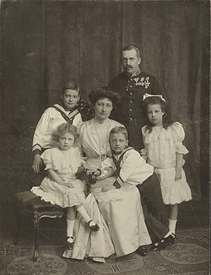 Peter Ferdinand, Erzherzog von Österreich-Toskana mit Familie.jpg