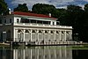 Hangar à bateaux sur le Lullwater du lac à Prospect Park