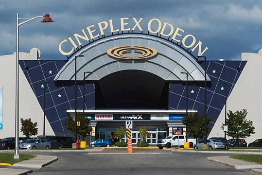 Cinéma Cineplex Odeon in Sainte-Foy, Quebec, was one of the Cineplex Odeon-branded theatres built by Loews Cineplex in Canada in the early 2000s prior to its merger by Galaxy Cinemas