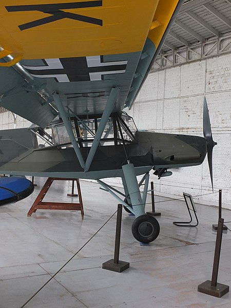 File:RMM Brussel Fieseler Storch 02.JPG