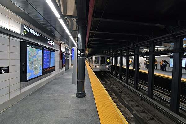 Bay Ridge-bound platform after renovation
