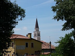 Rossano Veneto - scorcio campanile.JPG