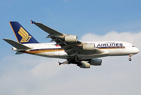 ไฟล์:SIA_Airbus_A380,_9V-SKD,_SIN,_092008.jpg