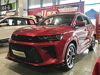 SWM G01 Chinese compact crossover SUV