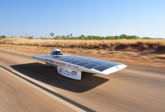 The winner of 2009 Global Green Challenge, "Tokai Challenger", Japan Tokai University Solar Car Team