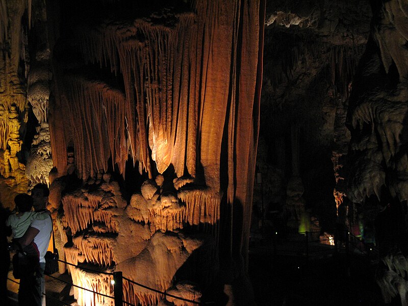 File:Soreq Cave 05.jpg