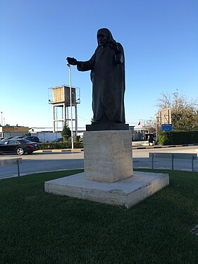 Statue of Mother Teresa in Tirana