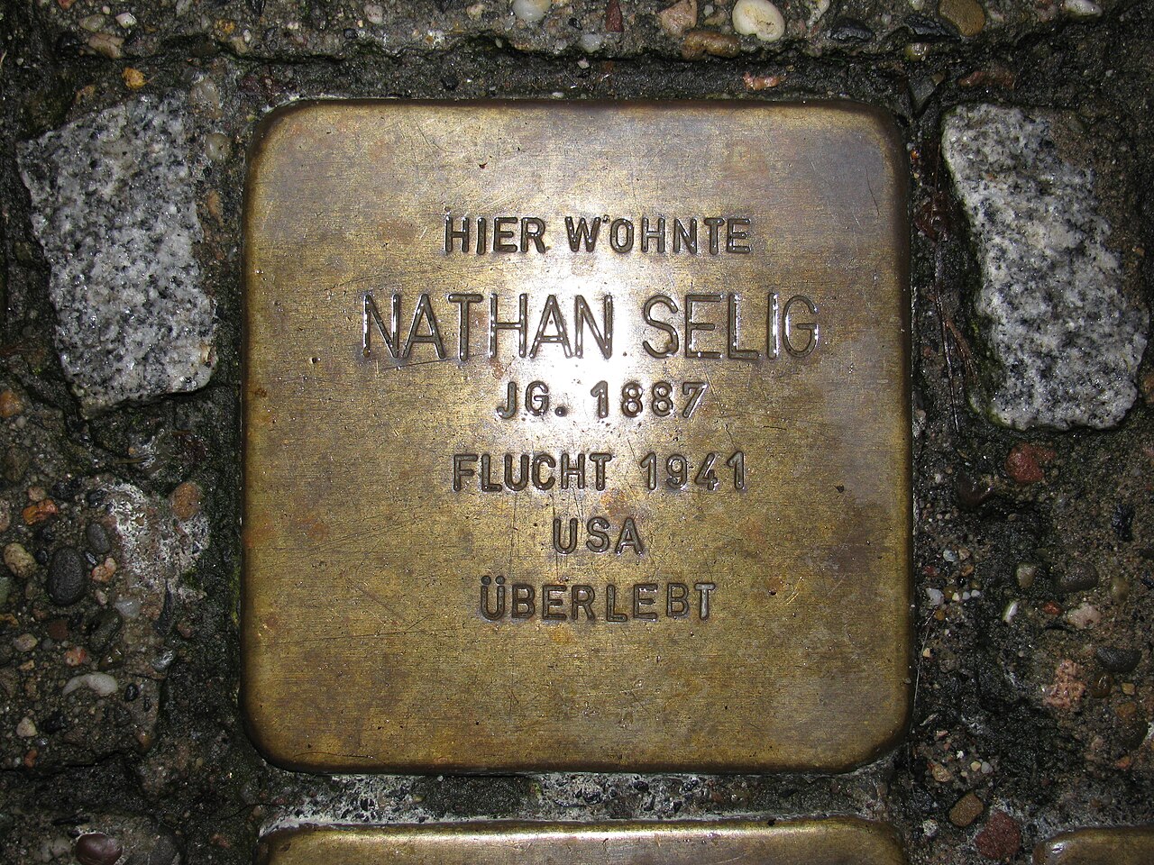 Stolperstein Nathan Selig, 1, Steinheimer Vorstadt 22, Steinheim, Hanau, Main-Kinzig-Kreis.jpg