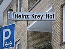 Street sign Heinz-Krey-Hof (Flensburg-Mürwik) .jpg