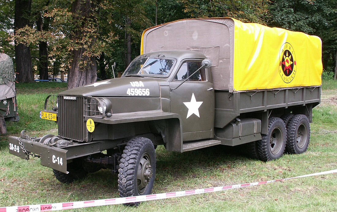 Studebaker US6 2½-ton 6×6 truck