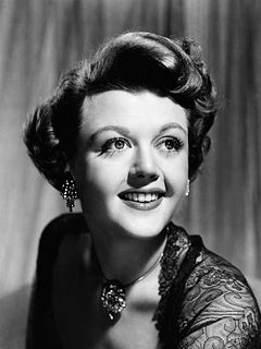 <span class="mw-page-title-main">Angela Lansbury</span> Actress and singer (1925–2022)