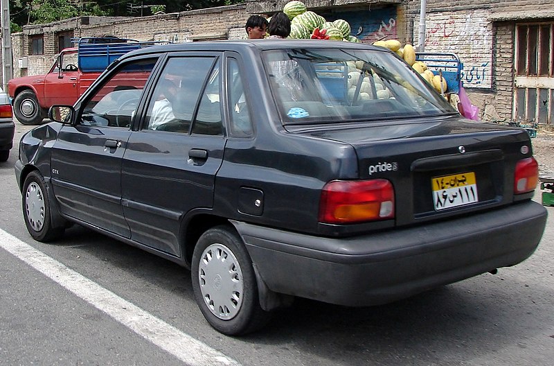 Der Ford Festval ß oder Kia Pride 800px-Tehran_Snapshot_01181