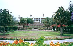 Parliament Building with Parliament Gardens Tintenpalast-Windhoek.jpg