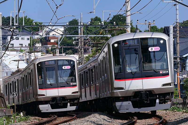 File:Tokyu-Toyoko-Line-5050.jpg