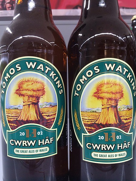 File:Two bottles of Cwrw Haf ale produced by Tomos Watkins brewery.jpg