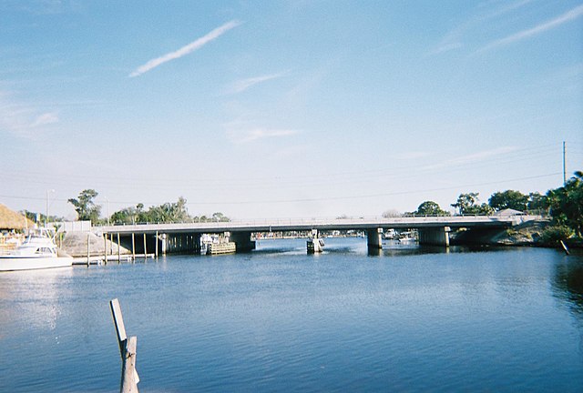 The US 19 bridge over the Pithlachascotee River between New Port Richey and Port Richey