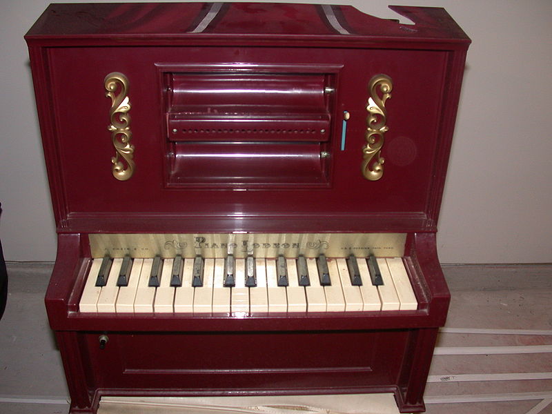 File:Upright toy piano.jpg