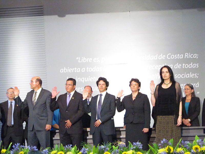 File:Vicerrectores-UCR-IMG 4372.JPG