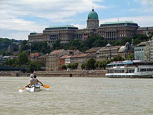 Budapest: Geographie, Geschichte, Bevölkerung