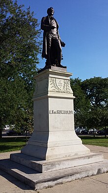 Statua di Von Humboldt.jpg