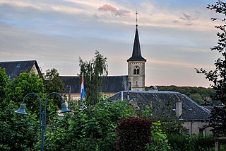 <span class="mw-page-title-main">Altwies</span> Town in the commune of Mondorf-les-Bains in Luxembourg