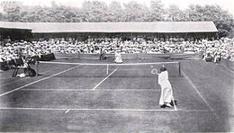 Wimbledon 1905, Ladies final between May Sutton and Dorothea Douglass. Wimbledon 1905, ladies final.jpg
