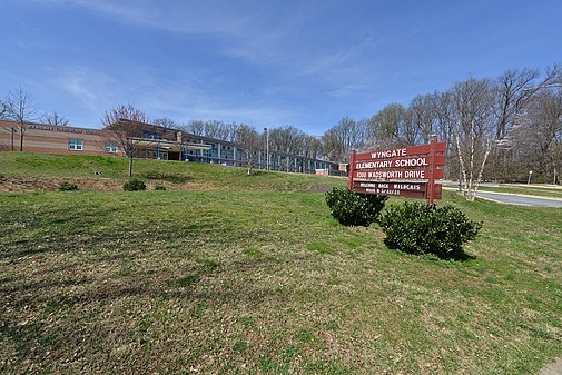 Wyngate Elementary School sign and building