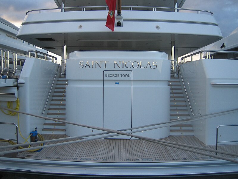 File:Yacht Saint Nicolas 05.jpg