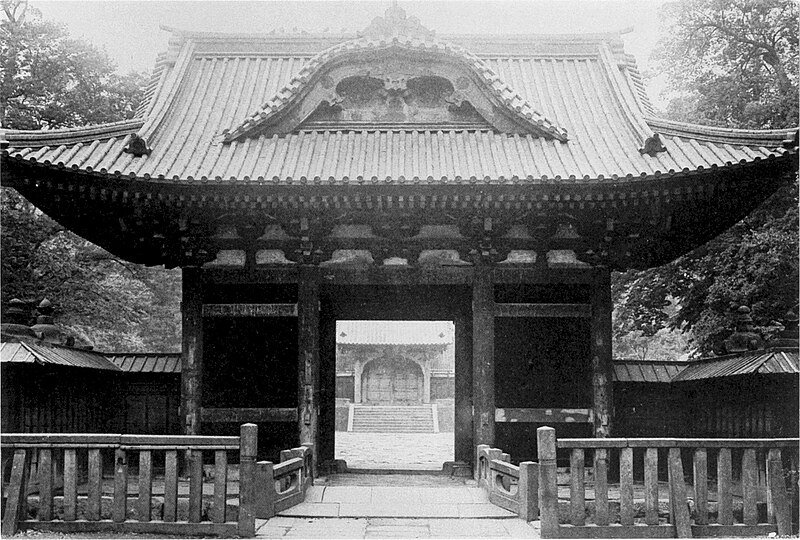 File:増上寺 (絵葉書01) 台徳院殿 霊廟 惣門.jpg