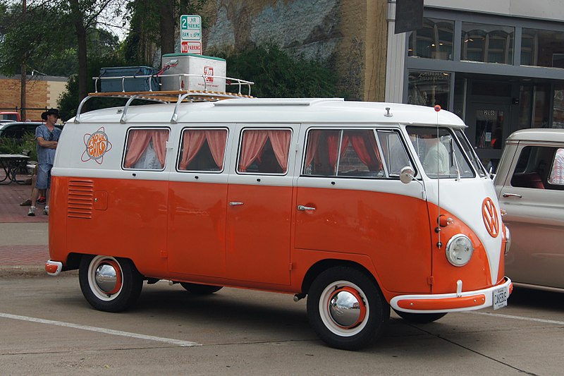 File:1958 Volkswagen Westfalia Bus (19217502053).jpg